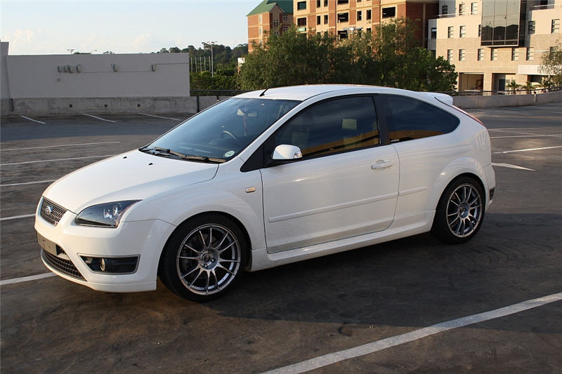 Ford Focus 16