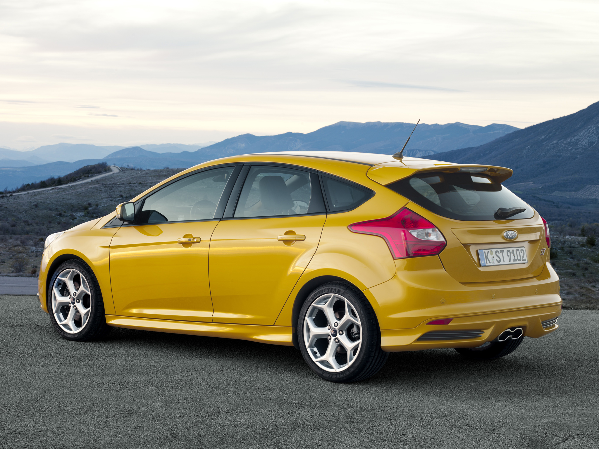 Ford Focus 2012 Hatchback