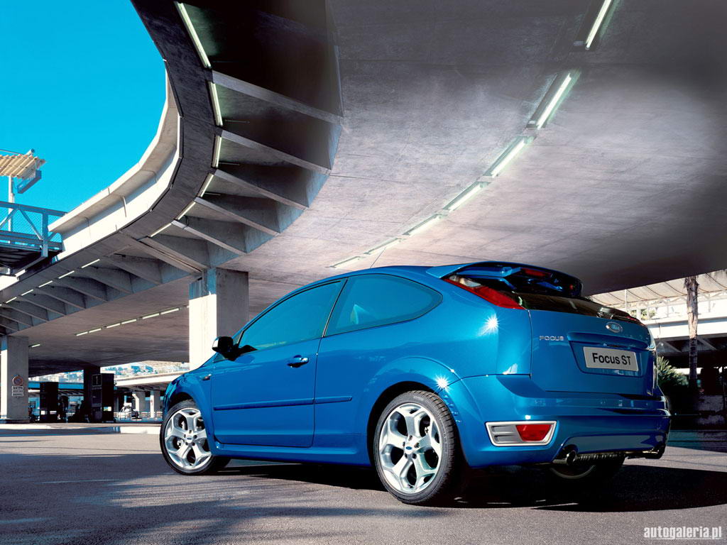 Ford Focus Blue