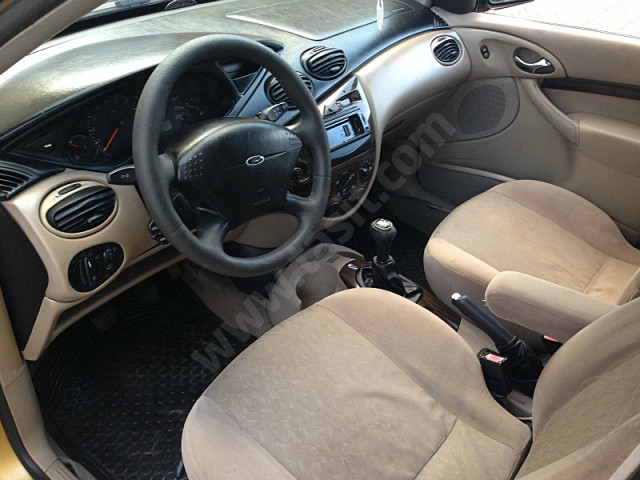 Ford Focus Ghia 2005