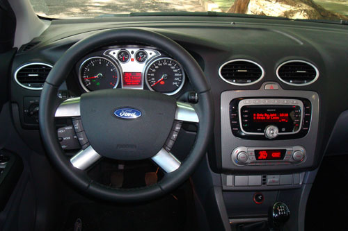 Ford Focus Ghia 2006