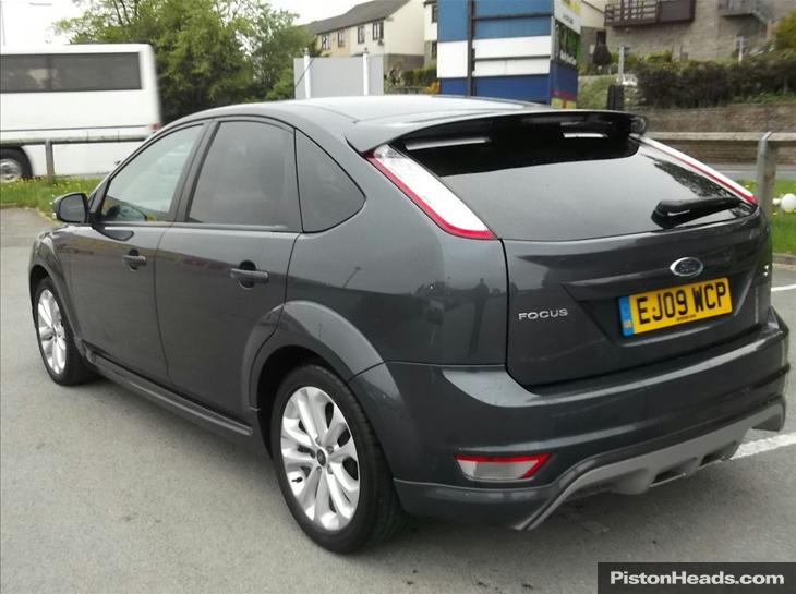 Ford Focus Grey