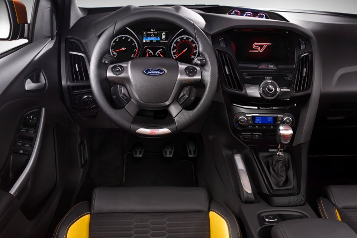 Ford Focus Hatchback 2011