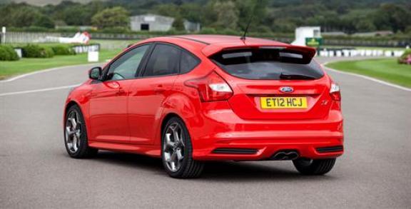 Ford Focus Red