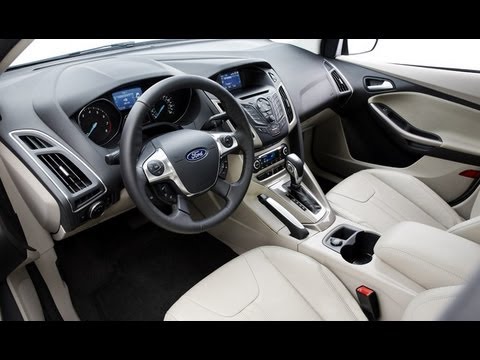Ford Focus Sedan 2014