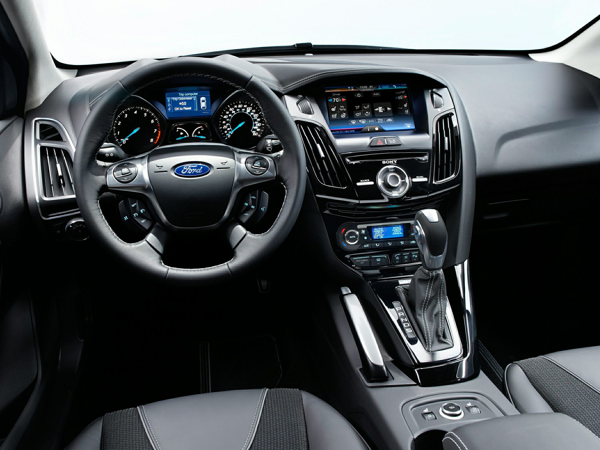 Ford Focus Sedan 2014