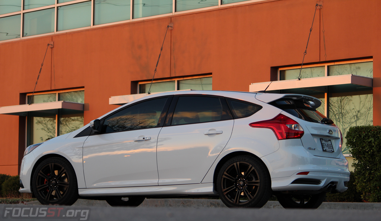 Ford Focus White 2014