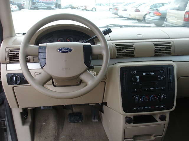 Ford Freestar Van