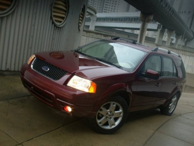 Ford Freestyle 2004