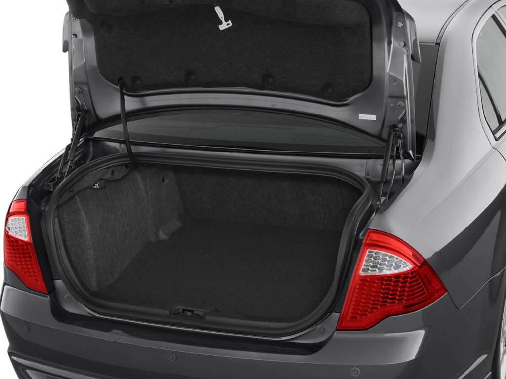 Ford Fusion 4 Door