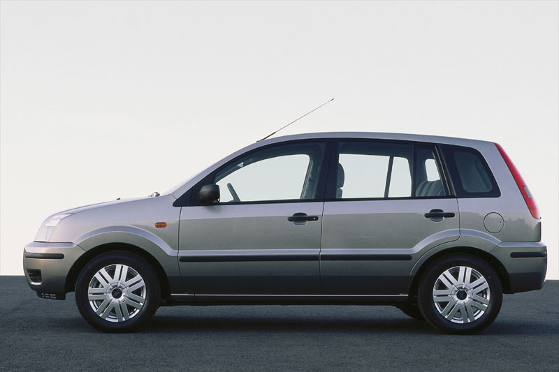 Ford Fusion 5 Door