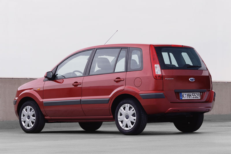 Ford Fusion 5 Door