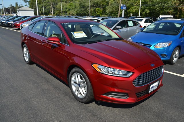 Ford Fusion Se 2015