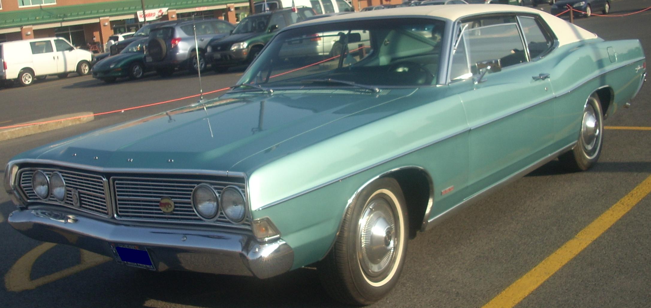 Ford Galaxie 500