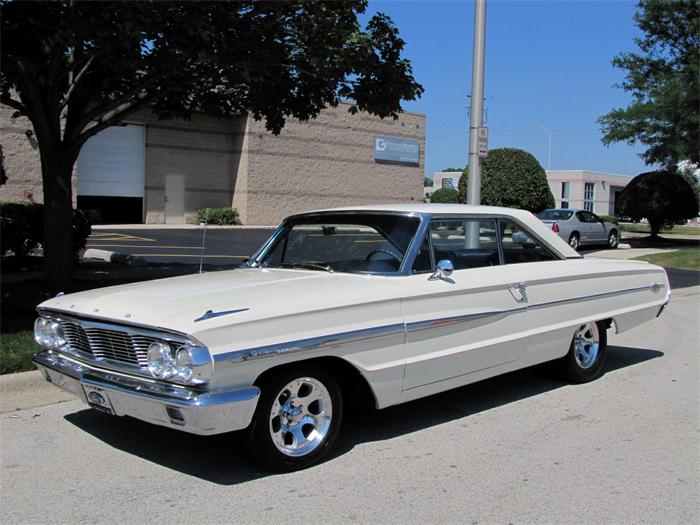 Ford Galaxie Custom