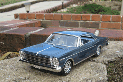 Ford Galaxie Sedan