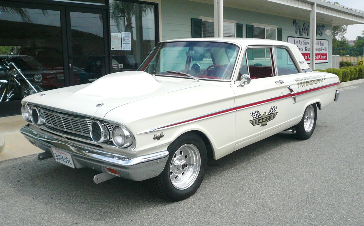 Ford Galaxie Thunderbolt