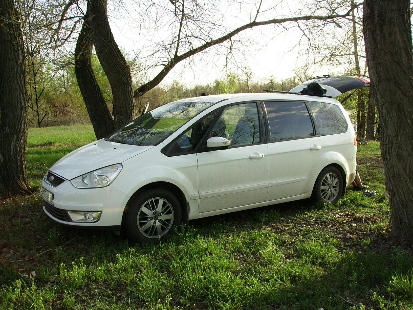 Ford Galaxy 1.8