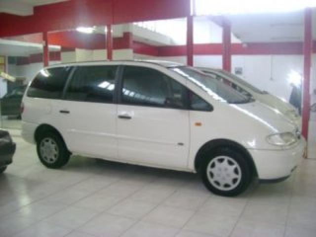 Ford Galaxy 2.3