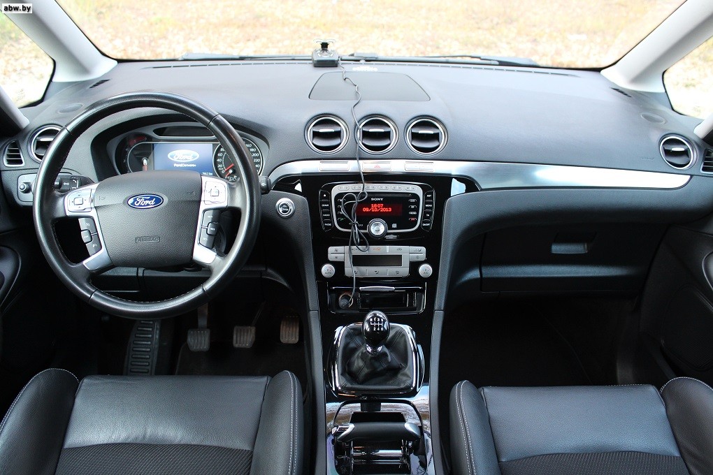 Ford Galaxy 2010