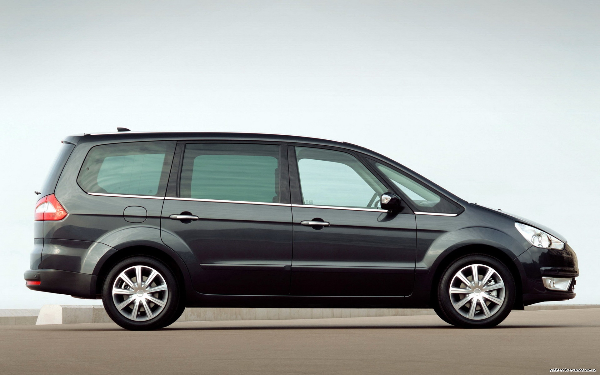 Ford Galaxy Black