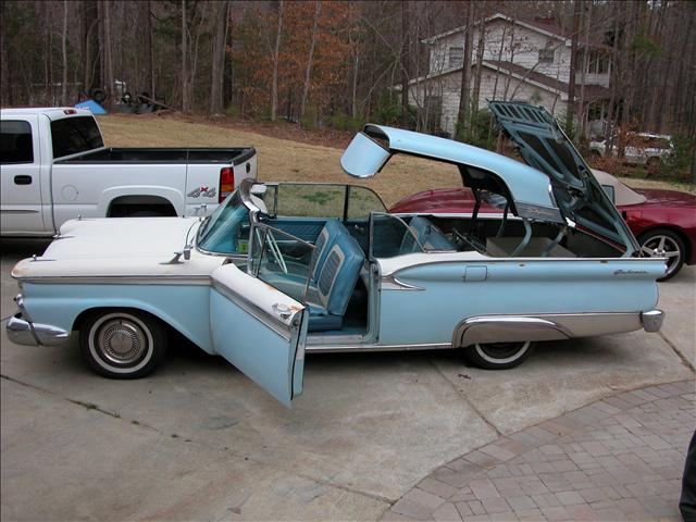 Ford Galaxy Ltd