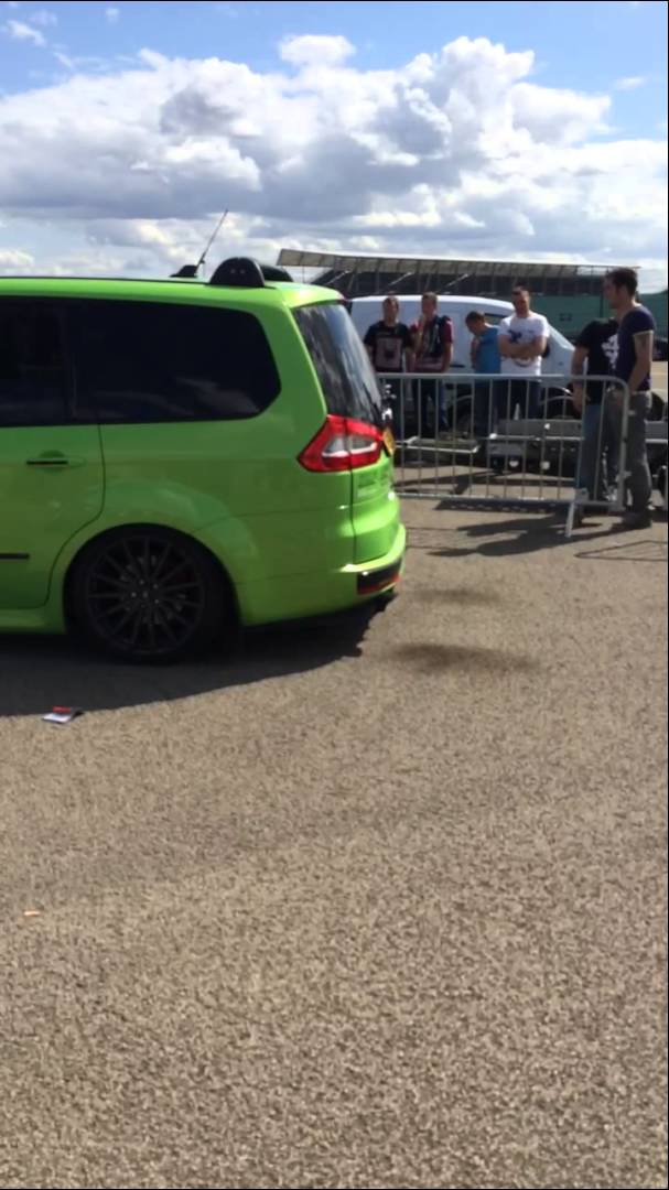Ford Galaxy Rs