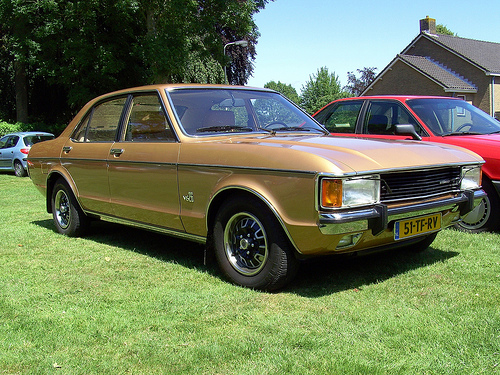 Ford Granada Black