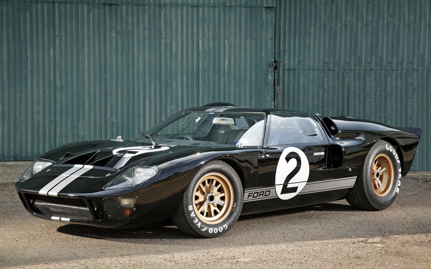 Ford GT 900