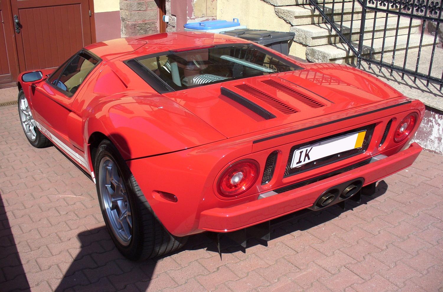 Ford GT Red