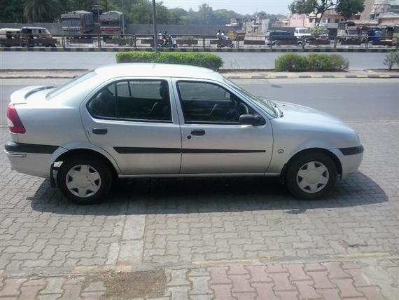 Ford Ikon 1.3 Clxi