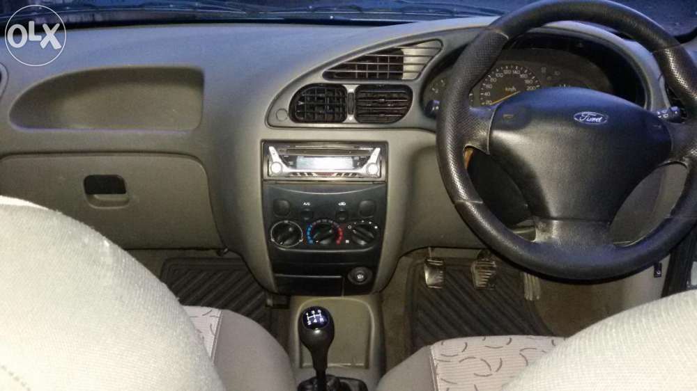 Ford Ikon 1.3 Clxi