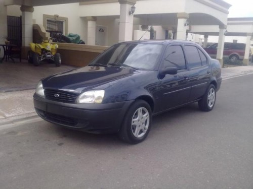 Ford Ikon 2003