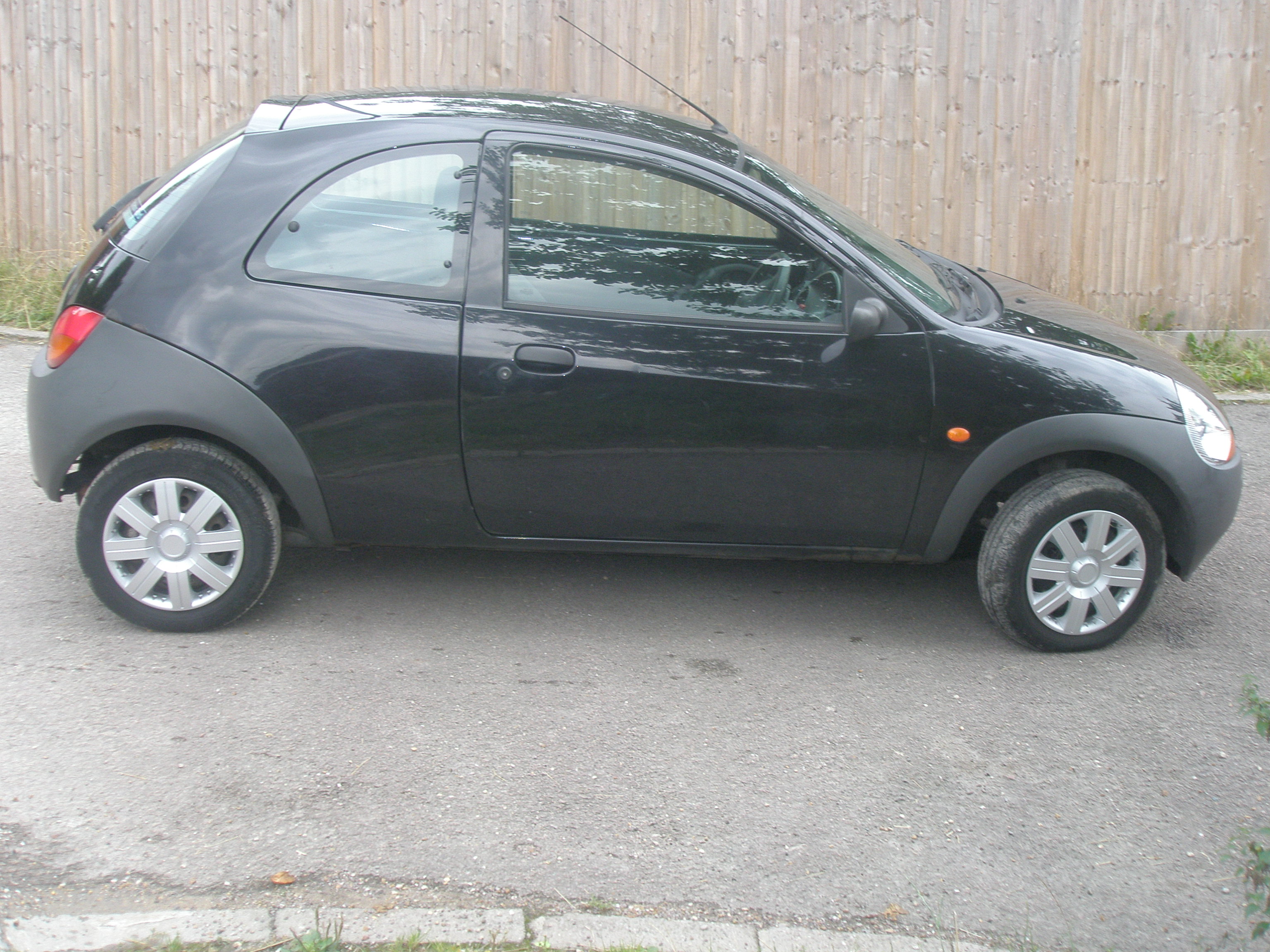 Ford Ka Black