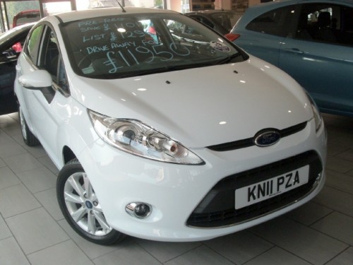 Ford Ka Zetec White