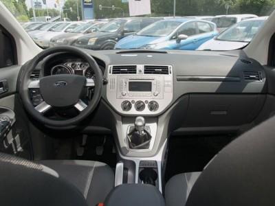 Ford Kuga 2x4