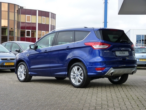 Ford Kuga Deep Impact Blue