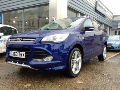 Ford Kuga Deep Impact Blue