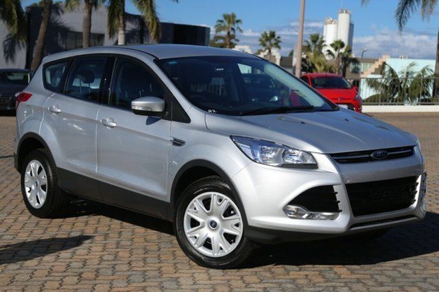 Ford Kuga Moondust Silver