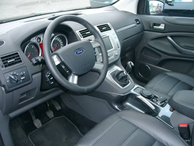 Ford Kuga Panther Black
