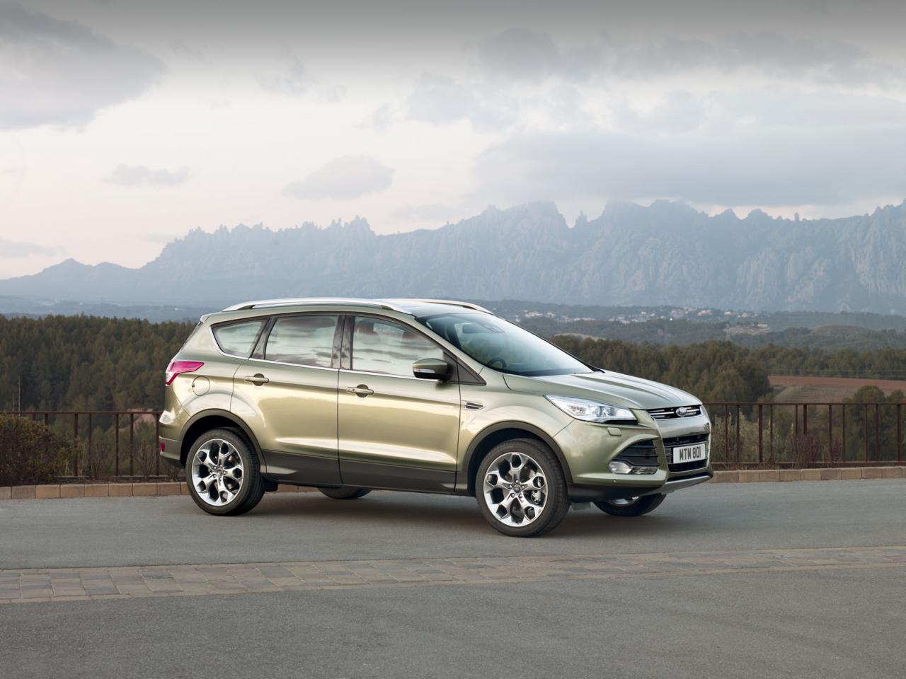 Ford Kuga Zetec 2014