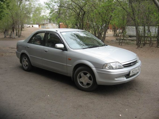 Ford Laser 1998