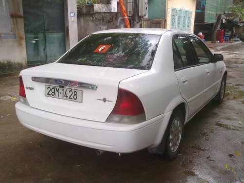 Ford Laser 1999