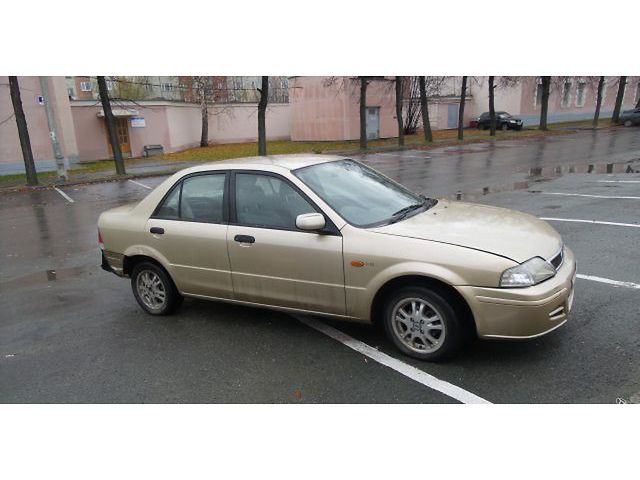 Ford Laser 2001