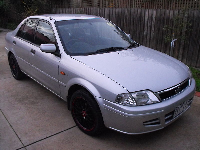 Ford Laser 2001