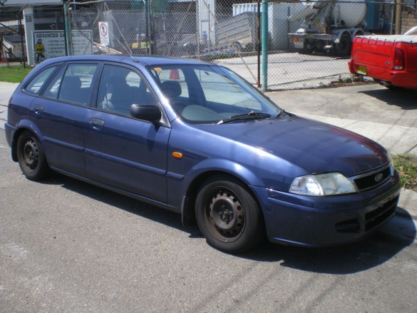 Ford Laser Glxi