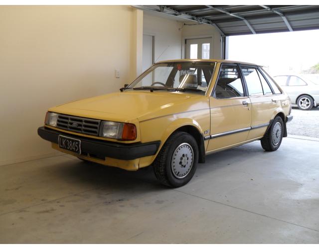 Ford Laser Hatch