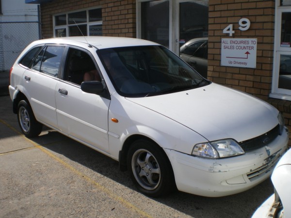 Ford Laser Lxi
