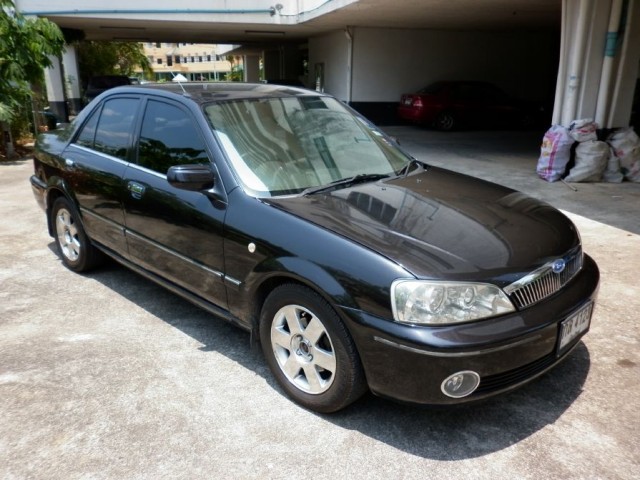 Ford Laser Tierra Ford Laser Tierra
