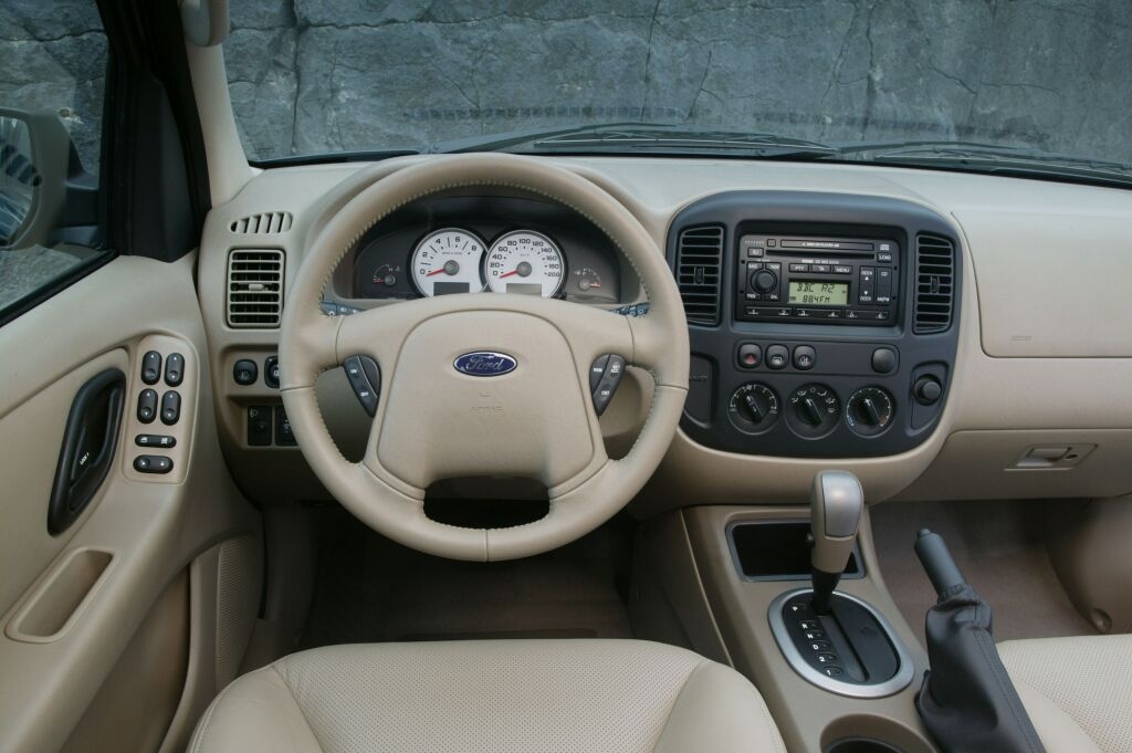 Ford Maverick 3.0 V6